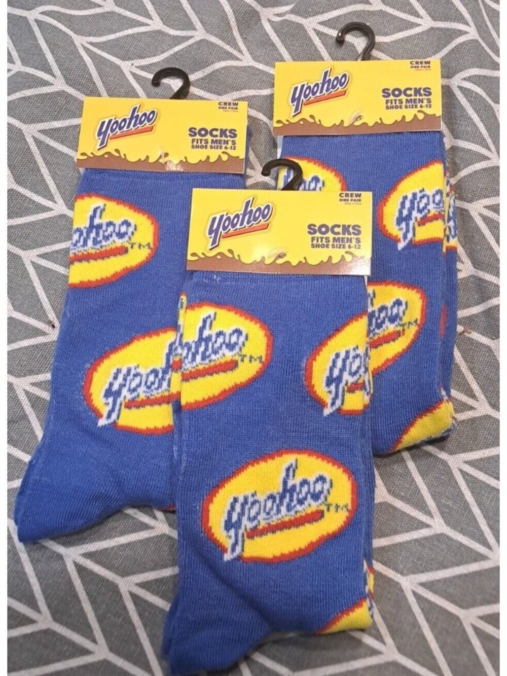 Yoohoo Novelty Crew Socks - Men’s Size 6-12 ‎  3 Pairs